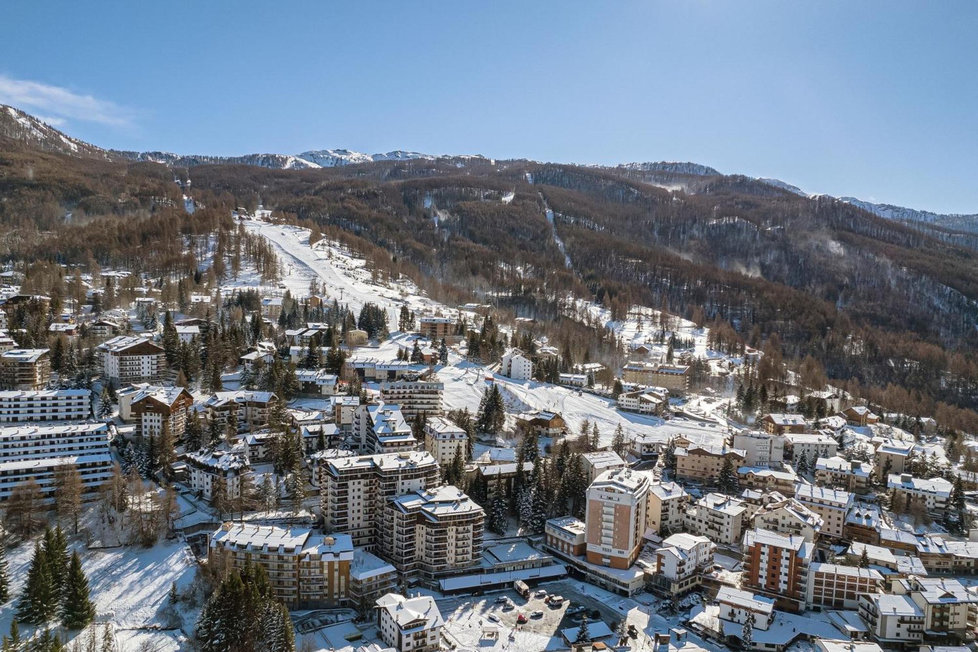 Appartamento 7 Bello Mountain View - Happy Rentals Oulx Kültér fotó